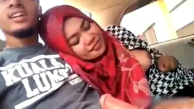 Bokep Indo ABG Jilbab Sepong Kontol Liar