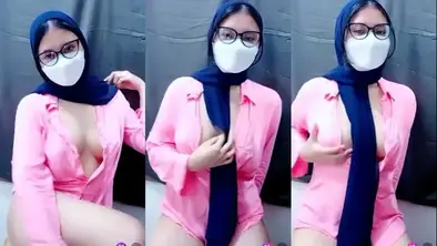 Bokep Jilbab ABG Colmek Sange Berat Memek Muncrat