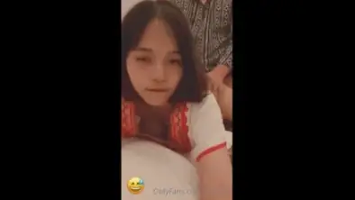Cewek Imut Minta Masukin Belakang Keras